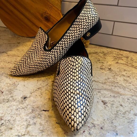 Tory Burch $300 King Cobra Pascal Smoking Pointed slip on Loafers Size 8 - Picture 2 of 13